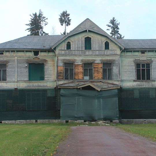 Загородная усадьба: особняк