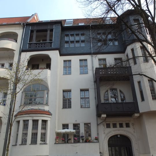 Helmholtzstraße 5/7/9