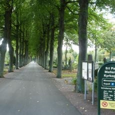 Sankt Pauli mellersta kyrkogård
