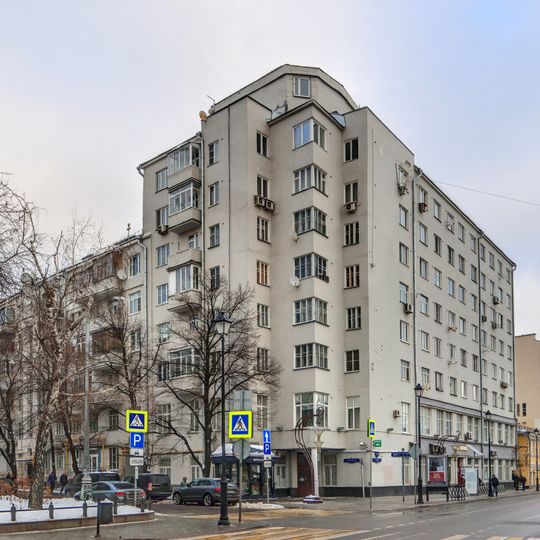 Pokrovka Street 7