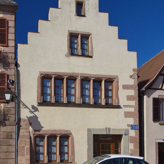 Maison au 6, place du Docteur Pierre-Walter à Bergheim