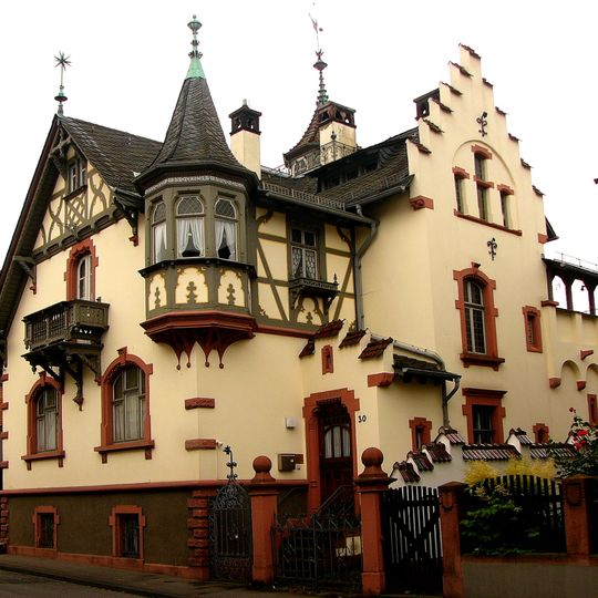 Kellereibergstraße 30