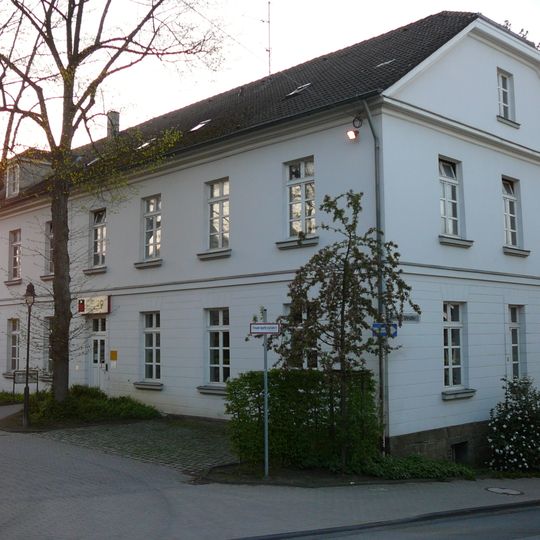 Borner Straße 1