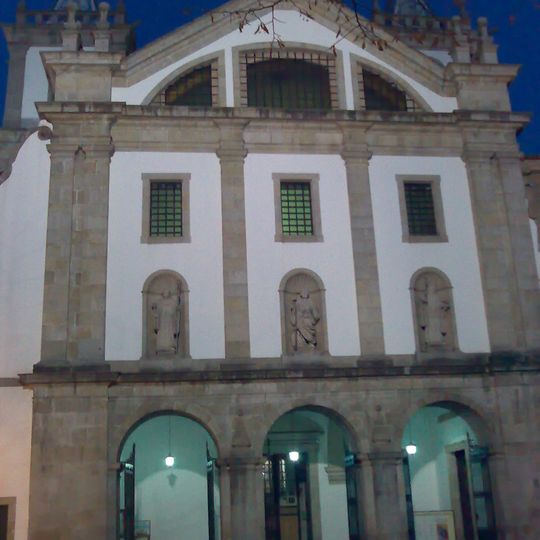 Santo Tirso Monastery