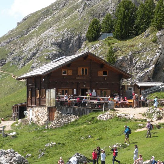 Rifugio Sandro Pertini