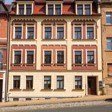 Mietshaus in geschlossener Bebauung Waldheimer Straße 50