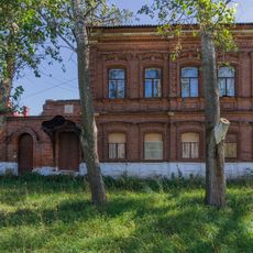 Улица Героя Усилова 1