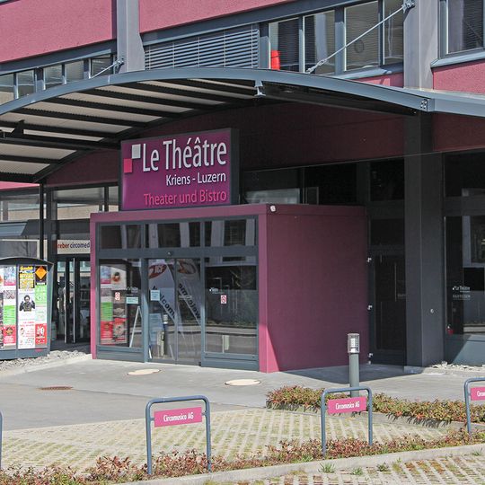 Le Théâtre