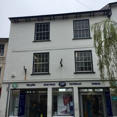 3,Cross Street, Abergavenny