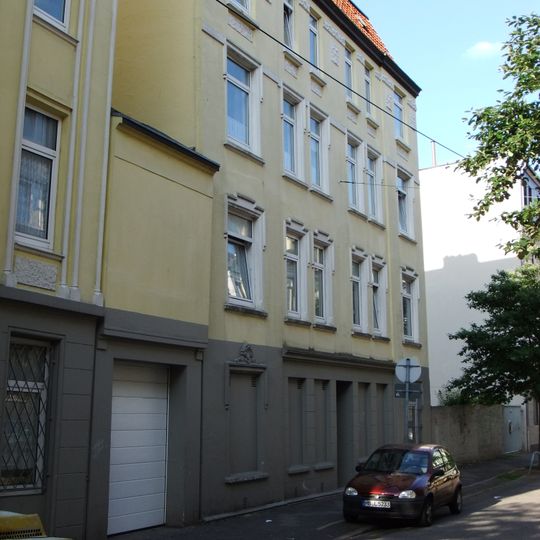 Mietshaus Adolfstraße 16