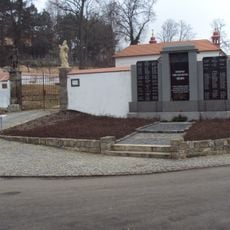 Pomník padlým v 1.světové válce v Lužické ulici v Mimoni