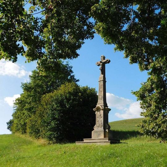 Kříž u Zborova v lukách