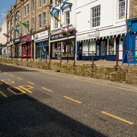 Raised Pavement, Steps And Railings