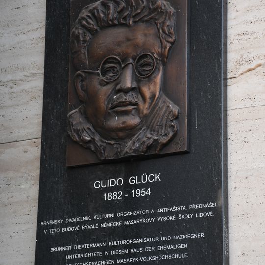 Pamětní deska Guida Glücka