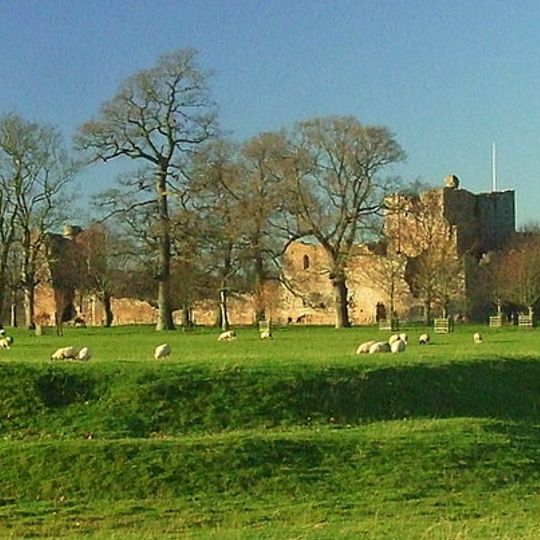 Brougham Roman fort and Brougham Castle