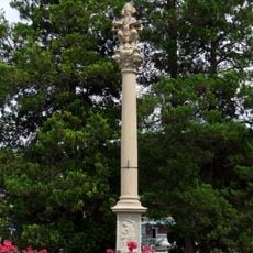 Sloup se sousoším Nejsvětější Trojice