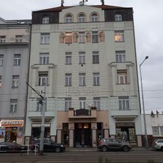 Bubenské nábřeží 9