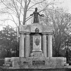 Pomnik Augusta Neidhardta von Gneisenaua w Poznaniu