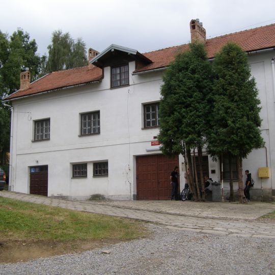 Spichrz, ob. OSP w Ustrobnej