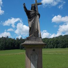 Socha Krista Vítězného u kostela v Levínské Olešnici