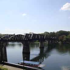 Puente sobre el río Kwai