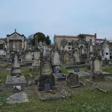 Cimetière à Pons
