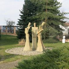 Sousoší Můza, Talent a Píle u základní umělecké školy v Jirkově