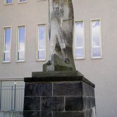 Mensch und Woge – Bändigung und Verwendung des Wassers