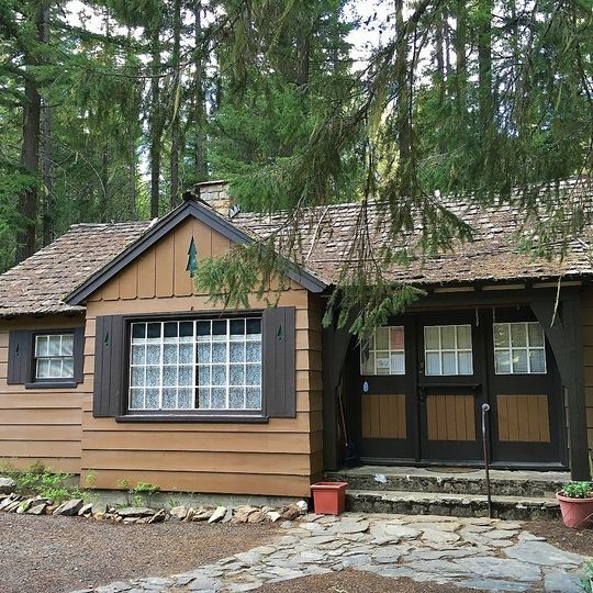 Chatter Creek Guard Station