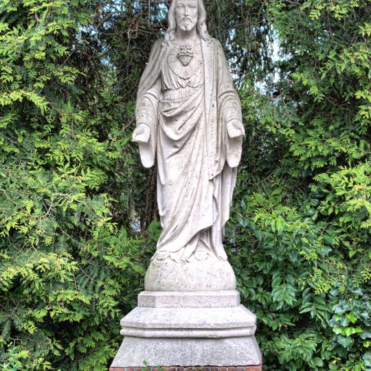 Statue of Sacred Heart of Jesus Christ