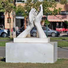 Monument to health care workers in Andalusia