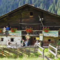 Bauernhof (Anlage), Ullmanngut (Lukas-Lehen)