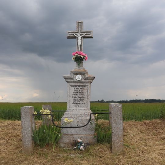 Kamenný kříž u Budkova