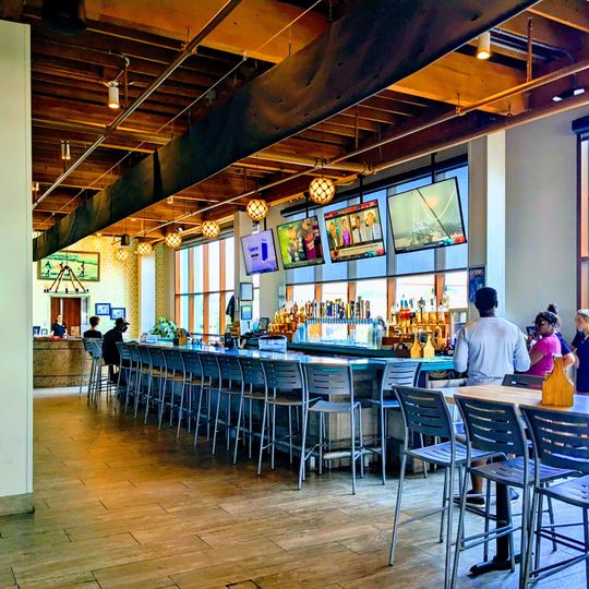 RipTydz Oceanfront Grille & Rooftop Bar