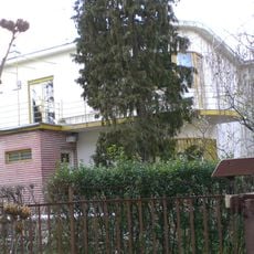 Wohnhaus in der Napraforgó-Straße 6/8