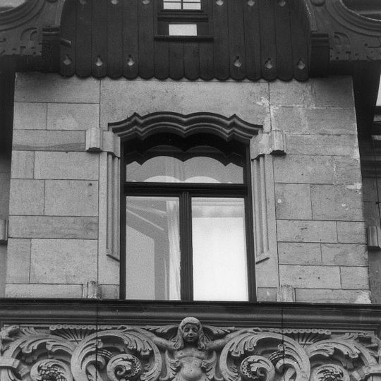 Mietshaus Gottschedstraße 13