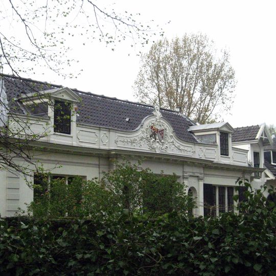 Waterland, koetshuis