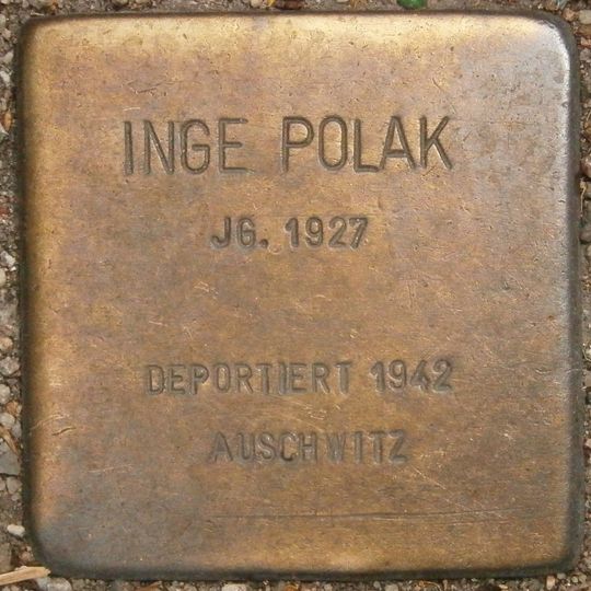 Stolperstein dedicated to Inge Polak