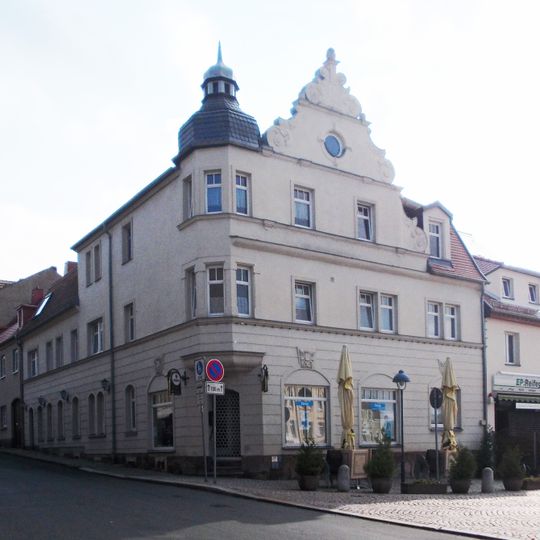 Wohnhaus in Ecklage August-Bebel-Straße 2