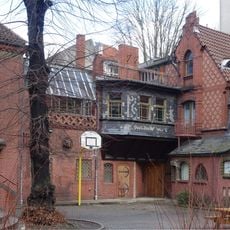 Landhäuser Friedrich-Wilhelm-Platz 11, Schmargendorfer Straße 18-19