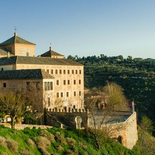 Cortes of Castilla-La Mancha building