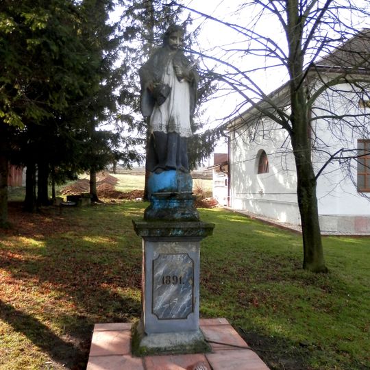 Socha sv. Jána Nepomuckého, pilier s podstavcom