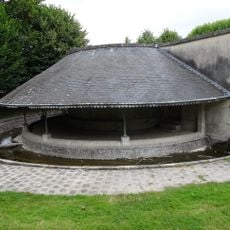 Wash house