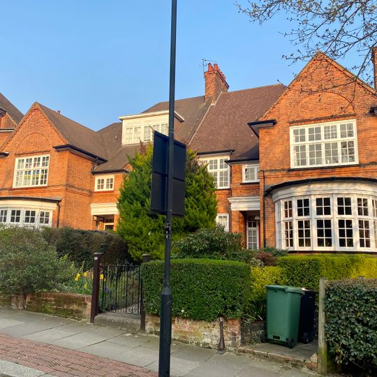 47 And 49, Hollycroft Avenue