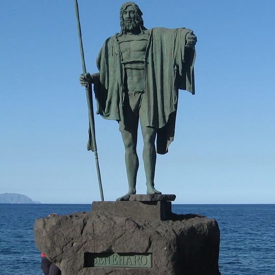 Statue of Beneharo, Candelaria