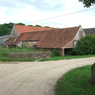 Stables To South Of Downs Farmhouse