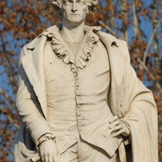 Monumento a Vittorio Alfieri