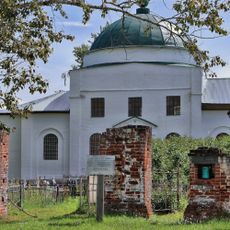 Ограда (Золотая Грива)