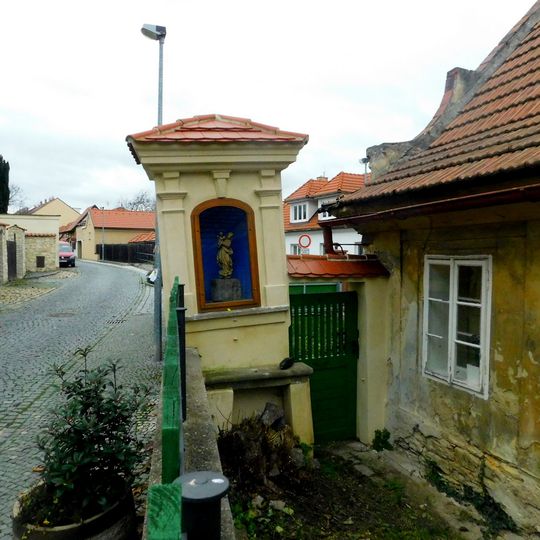 Výklenková kaplička na Tejnce