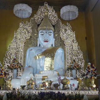 Kyauktawgyi Buddha Temple